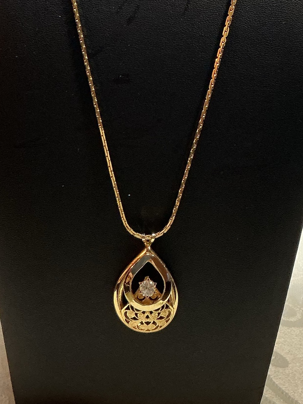 Filigree Clear Rhinestone Teardrop Gold Tone Pendant Necklace